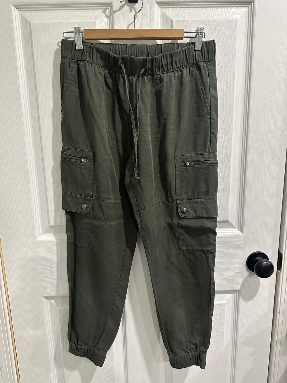 Banana Republic Olive Green Women's Tencel Cargo Jogger Pants